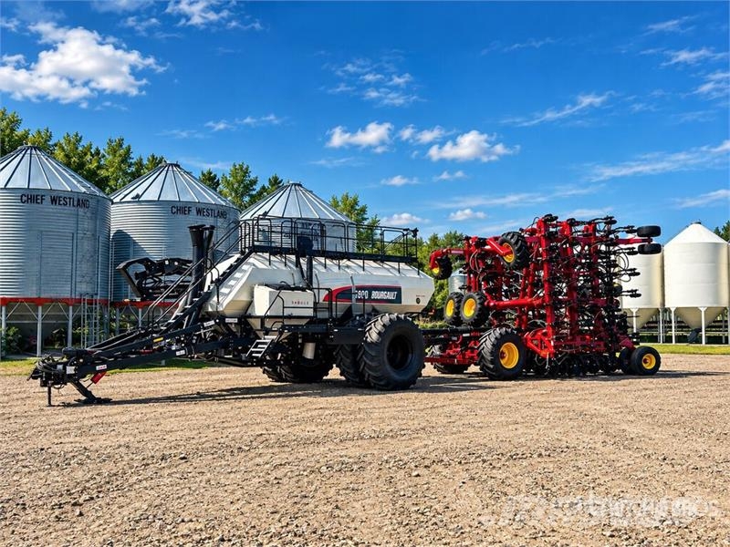 Bourgault 3330 SE 76 ft 10 in Air Drill Sejačice