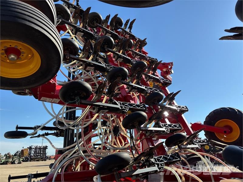 Bourgault 3335-76PHD 76 ft Air Drill Sembradoras
