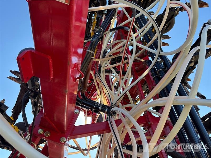 Bourgault 3335-76PHD 76 ft Air Drill Sembradoras