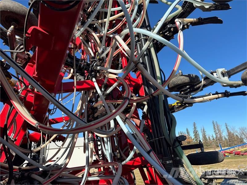 Bourgault 3335-76PHD 76 ft Air Drill 드릴