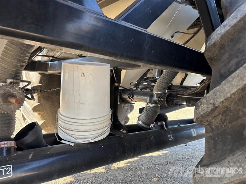 Bourgault 3335-76PHD 76 ft Air Drill Sembradoras