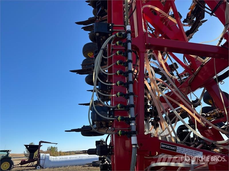Bourgault 3335-76PHD 76 ft Air Drill 드릴