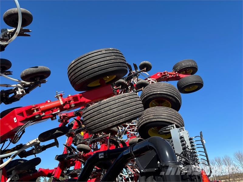 Bourgault 3335-76PHD 76 ft Air Drill 드릴