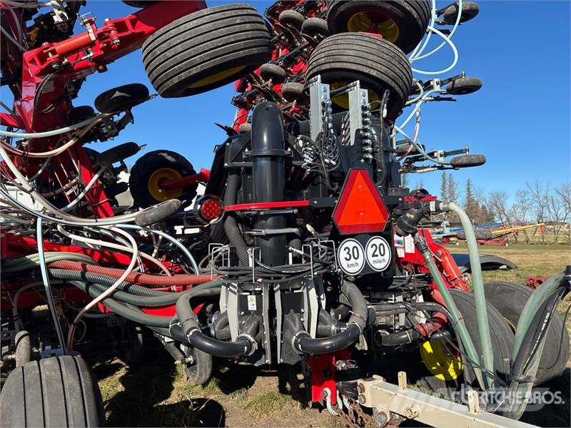 Bourgault 3335-76PHD 76 ft Air Drill 드릴