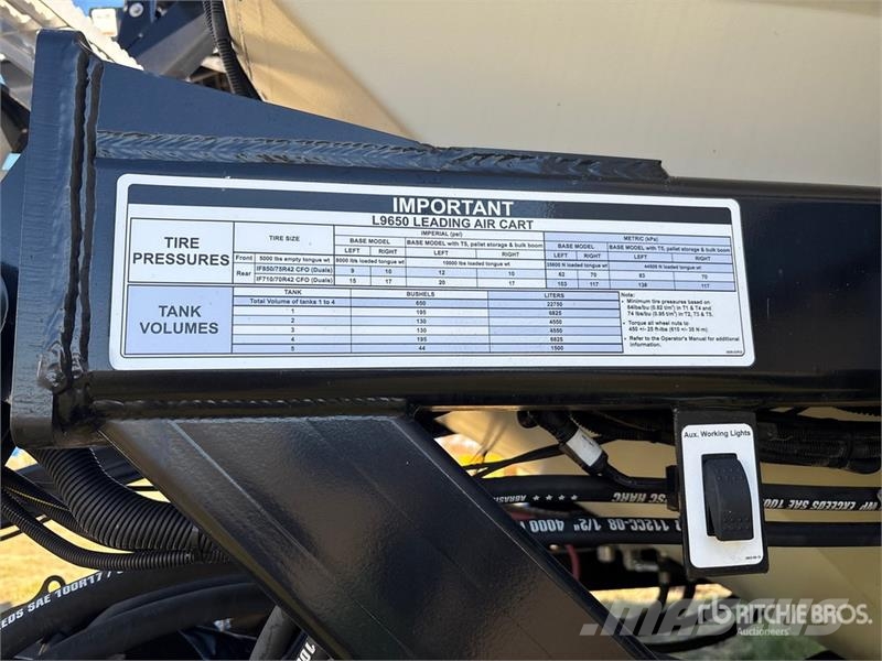 Bourgault 3335-76PHD 76 ft Air Drill 드릴