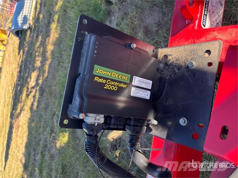 Bourgault 3335-76PHD 76 ft Air Drill 드릴