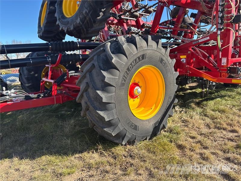 Bourgault 3335-76PHD 76 ft Air Drill 드릴