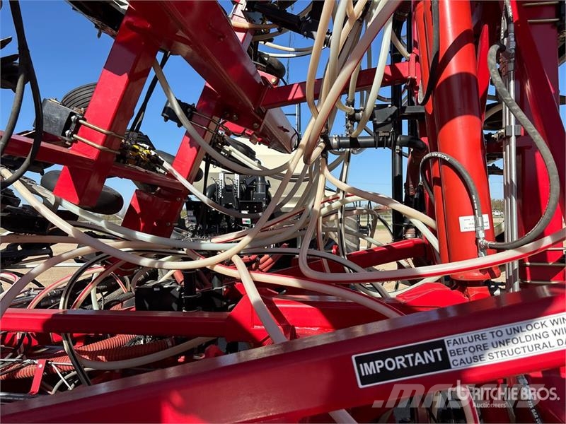 Bourgault 3335-76PHD 76 ft Air Drill Sembradoras