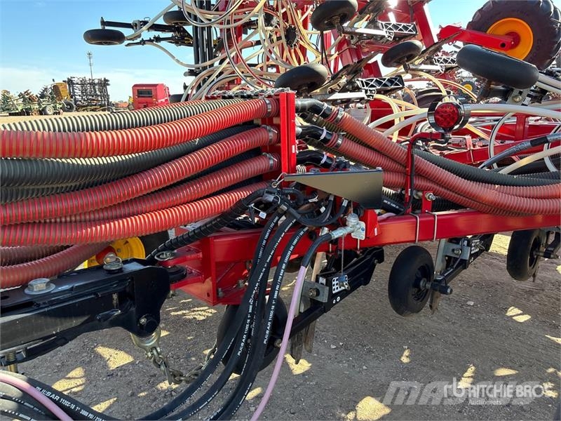 Bourgault 3335-76PHD 76 ft Air Drill Sembradoras