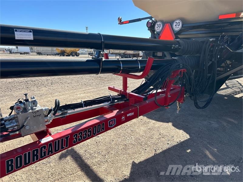 Bourgault 3335 QDA 66 ft Air Drill Perfuradoras
