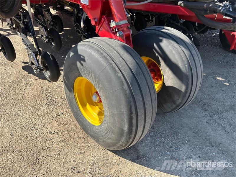 Bourgault 3335 QDA 66 ft Air Drill Perfuradoras