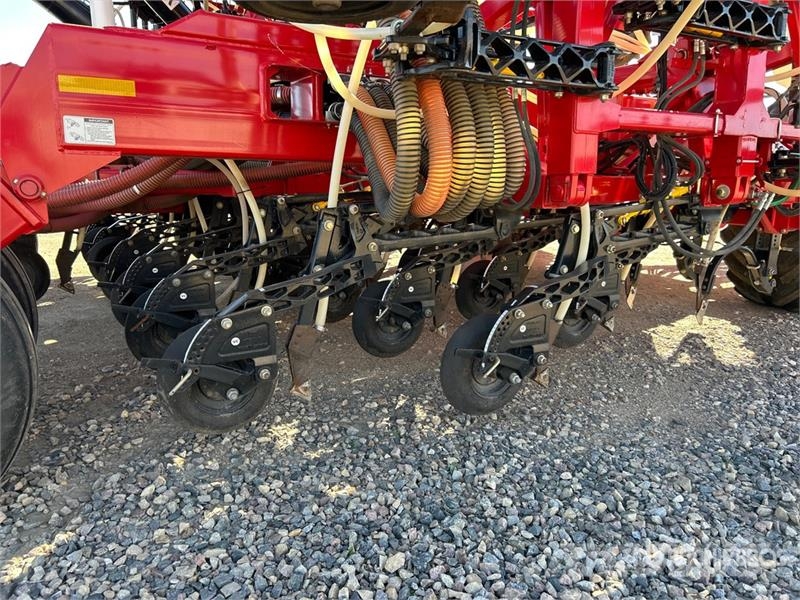 Bourgault 3335 QDA 66 ft Air Drill Perfuradoras