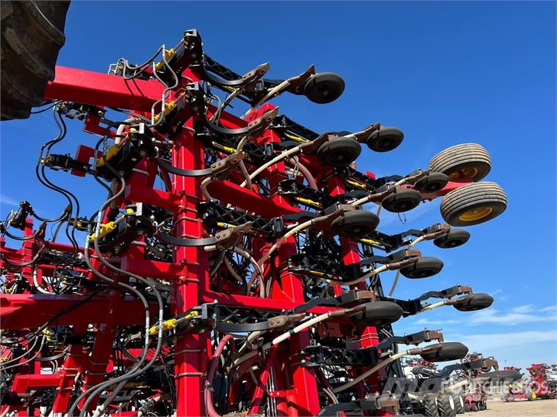 Bourgault 3335 QDA 66 ft Air Drill Perfuradoras