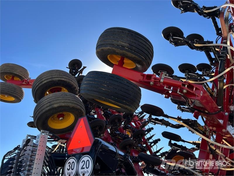 Bourgault 3335 QDA 66 ft Air Drill Perfuradoras