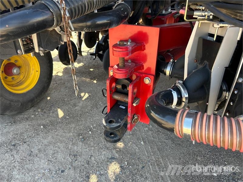 Bourgault 3335 QDA 66 ft Air Drill Perfuradoras