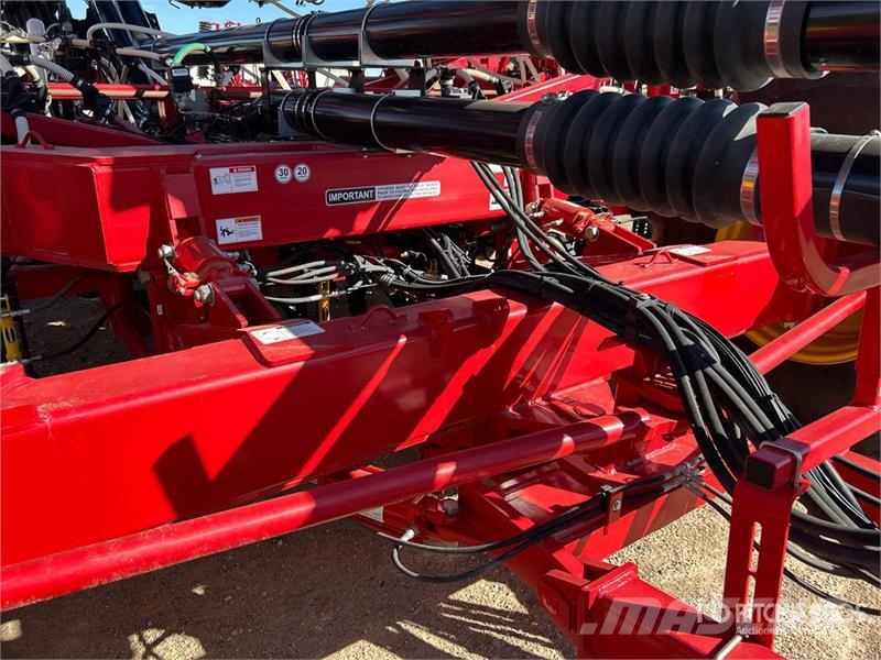 Bourgault 3335 QDA 66 ft Air Drill Perfuradoras