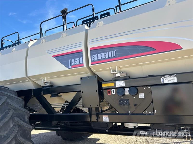 Bourgault 3335 QDA 66 ft Air Drill Perfuradoras