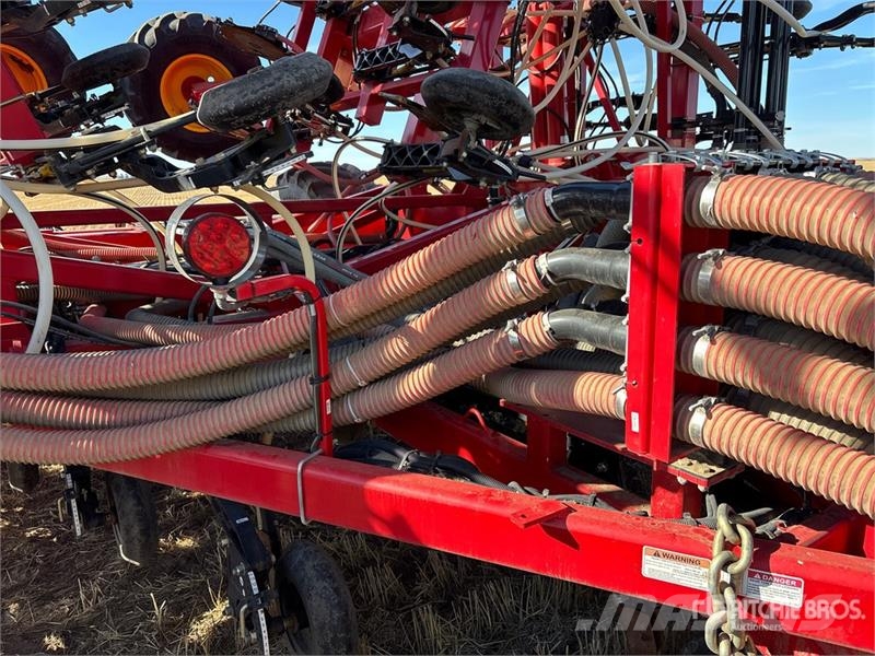 Bourgault 3335 QDA 76 ft Air Drill مثاقيب