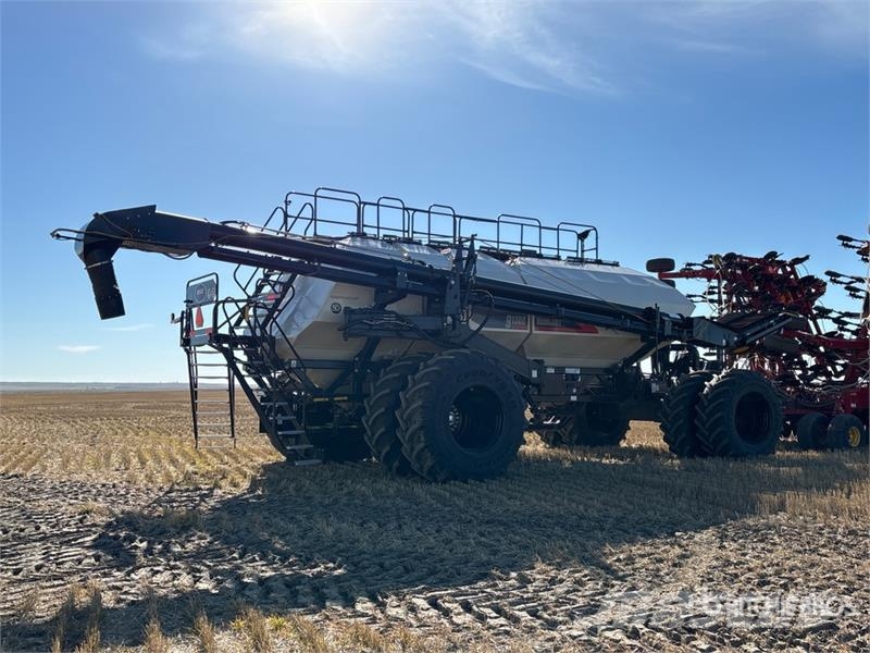 Bourgault 3335 QDA 76 ft Air Drill مثاقيب
