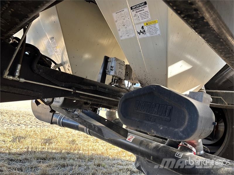 Bourgault 3335 QDA 76 ft Air Drill مثاقيب