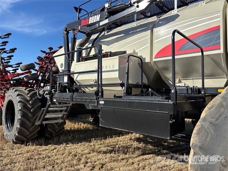 Bourgault 3335 QDA 76 ft Air Drill مثاقيب