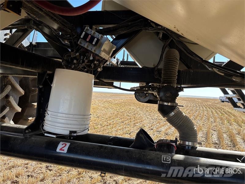 Bourgault 3335 QDA 76 ft Air Drill مثاقيب
