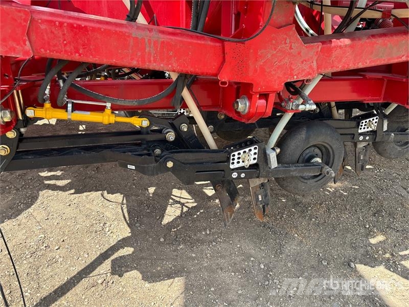 Bourgault 3335 QDA 80 ft Air Drill Sejačice