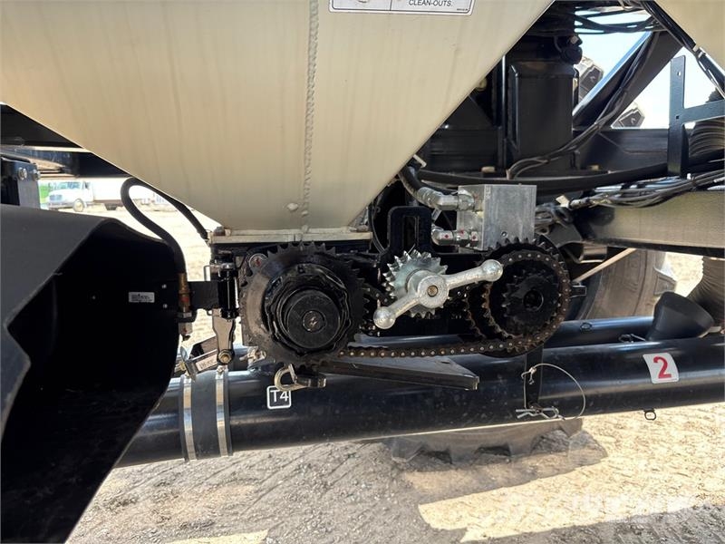 Bourgault 3335 QDA 80 ft Air Drill Sejačice