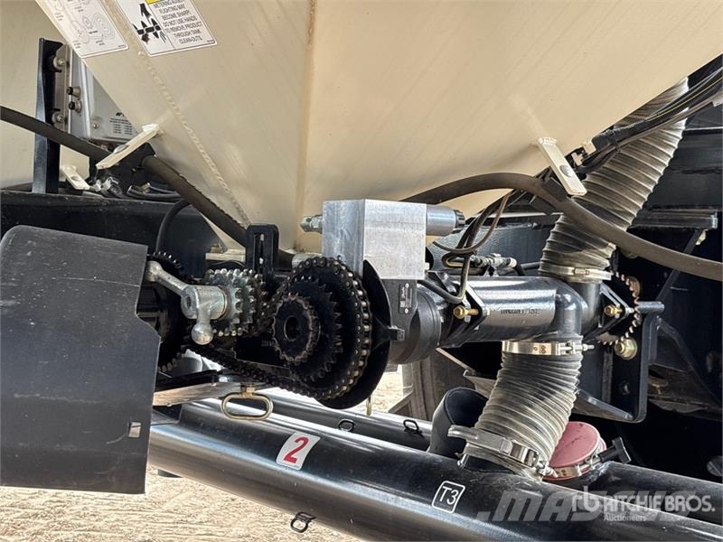 Bourgault 3335 QDA 80 ft Air Drill Sejačice