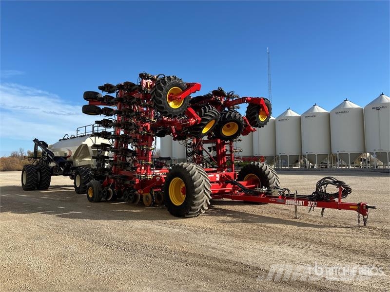 Bourgault 3720 60 ft Air Drill مثاقيب