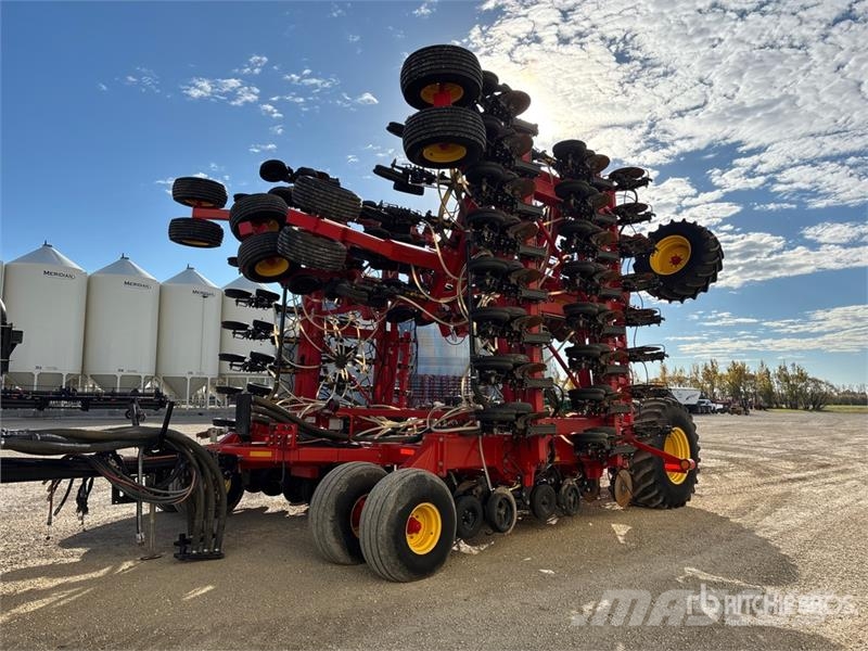 Bourgault 3720 60 ft Air Drill مثاقيب