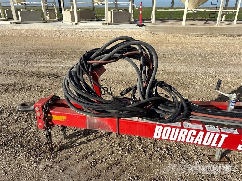 Bourgault 3720 60 ft Air Drill مثاقيب