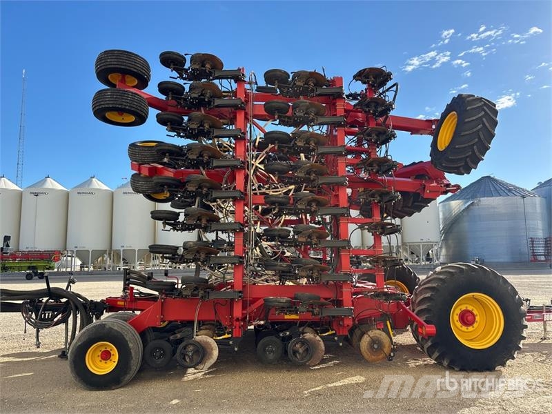 Bourgault 3720 60 ft Air Drill مثاقيب