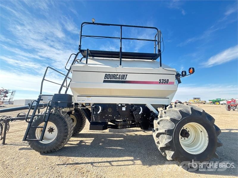Bourgault 5350 Perforatrici
