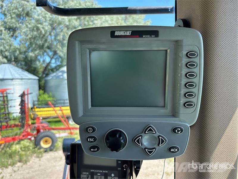 Bourgault 5710 50 ft Air Seeder Perfuradoras