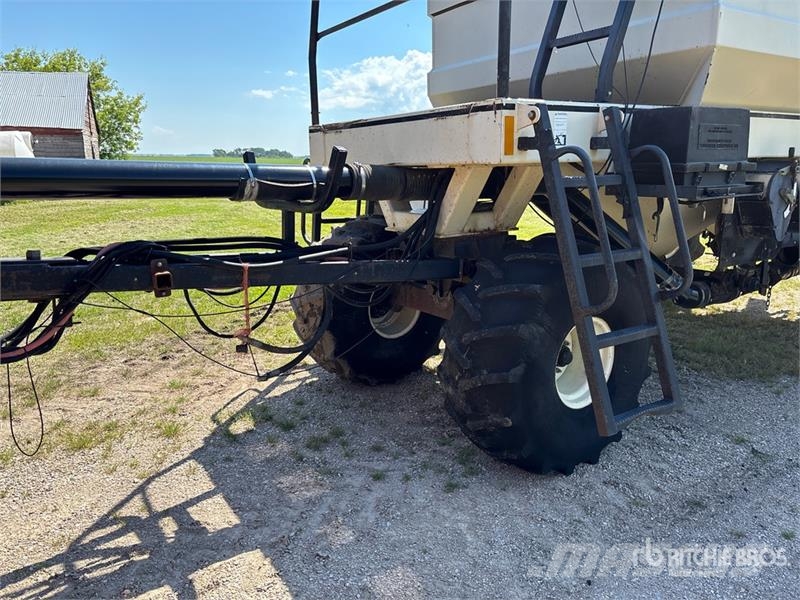 Bourgault 5710 50 ft Air Seeder Perfuradoras