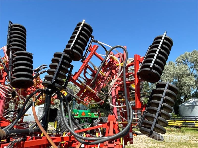 Bourgault 5710 50 ft Air Seeder Perfuradoras