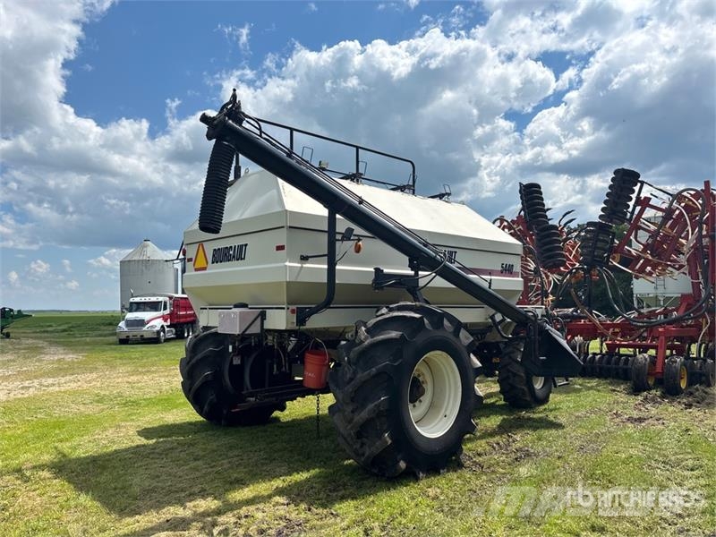 Bourgault 5710 50 ft Air Seeder Perfuradoras