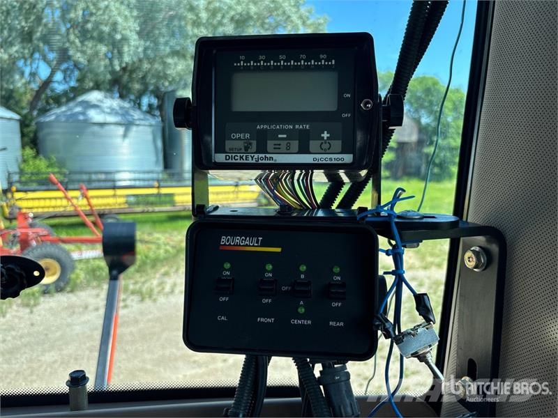 Bourgault 5710 50 ft Air Seeder Perfuradoras