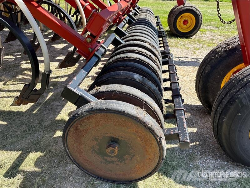 Bourgault 5710 50 ft Air Seeder Perfuradoras