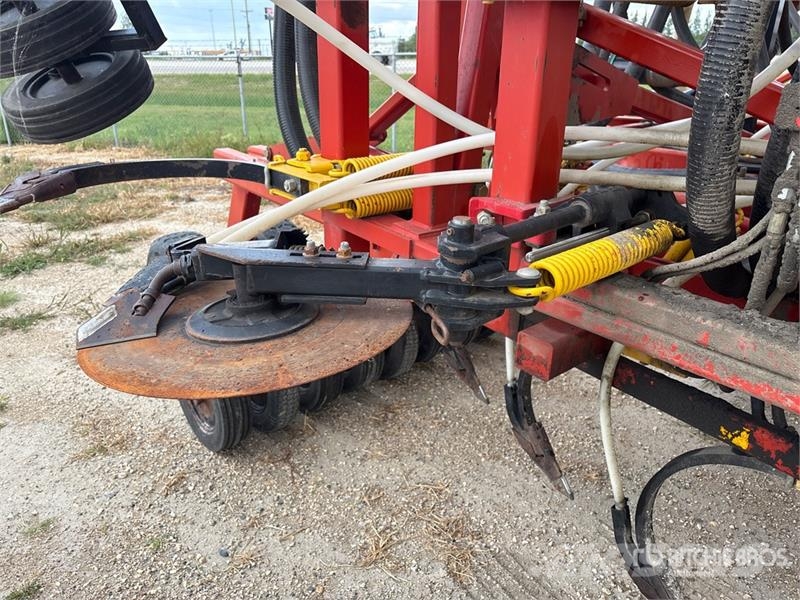 Bourgault 5710 Series II 51 ft Air Drill Perforatrici