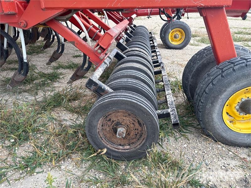 Bourgault 5710 Series II 51 ft Air Drill Perforatrici