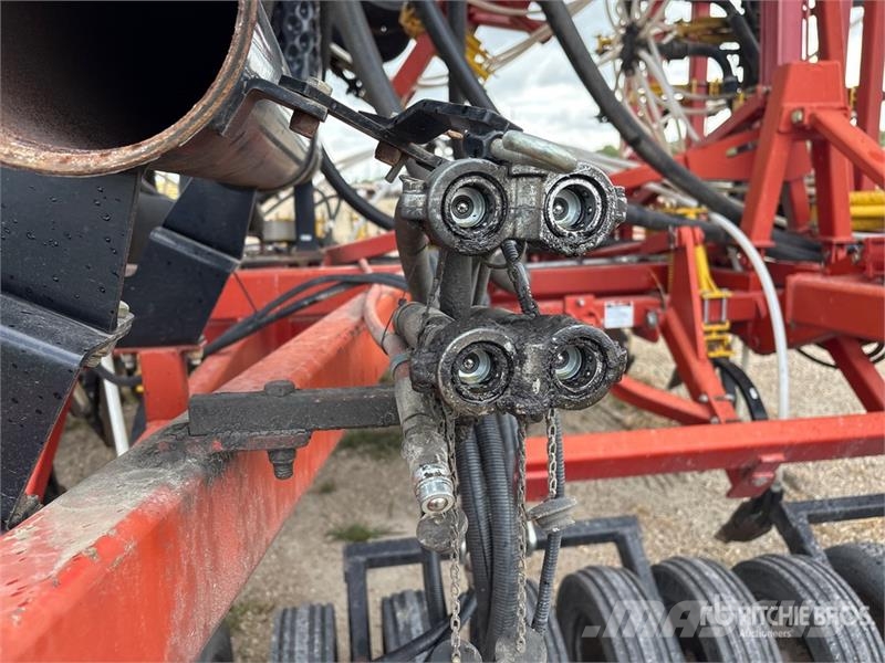 Bourgault 5710 Series II 51 ft Air Drill Perforatrici