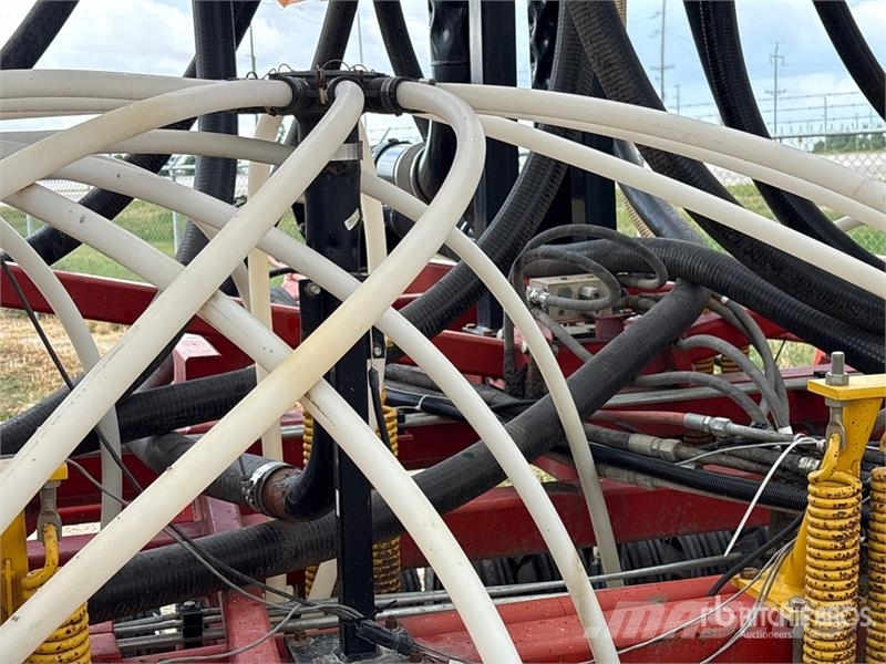 Bourgault 5710 Series II 51 ft Air Drill Perforatrici