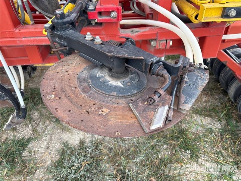 Bourgault 5710 Series II 51 ft Air Drill Perforatrici