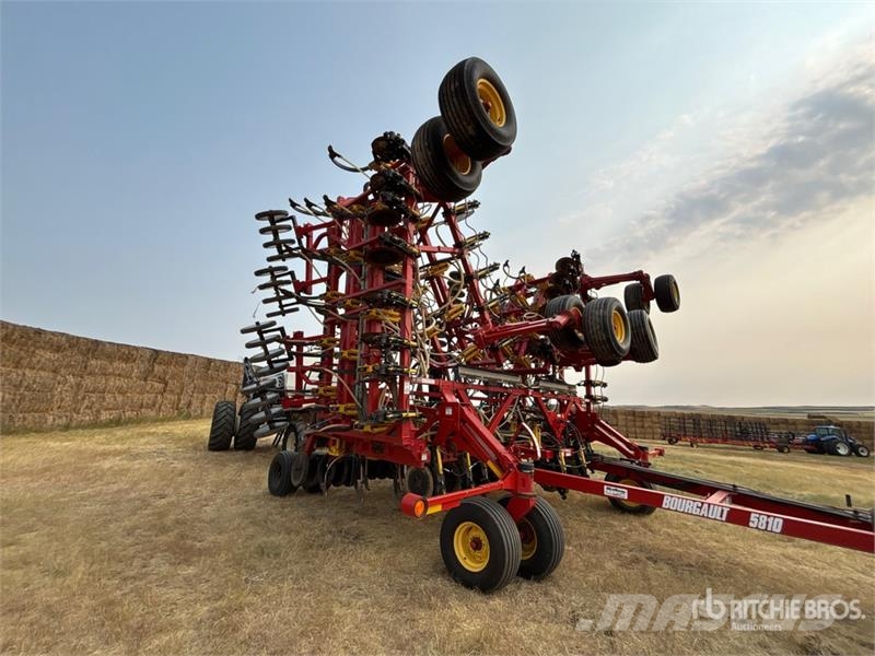 Bourgault 5810 62 ft Air Drill Sejačice