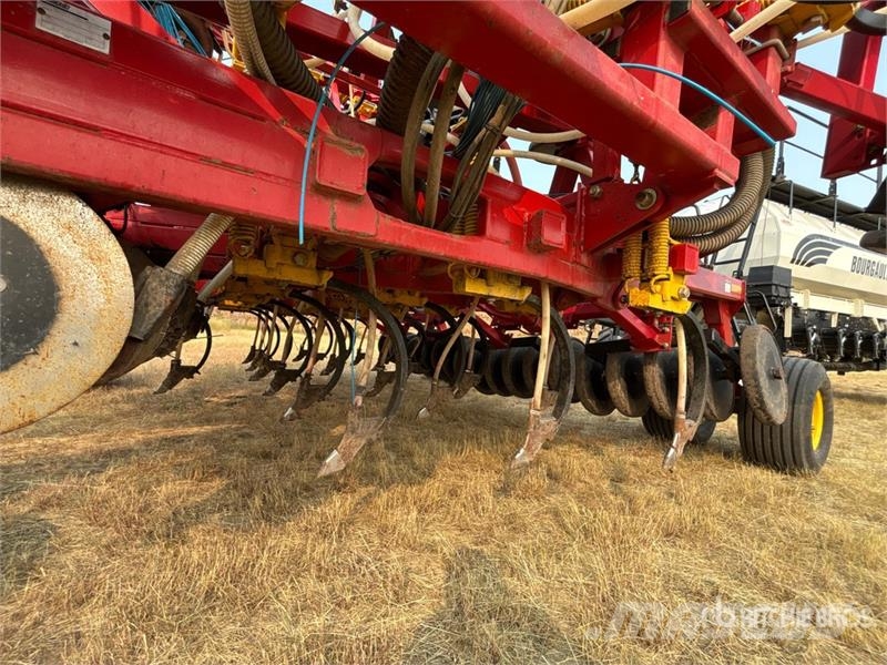 Bourgault 5810 62 ft Air Drill Sejačice