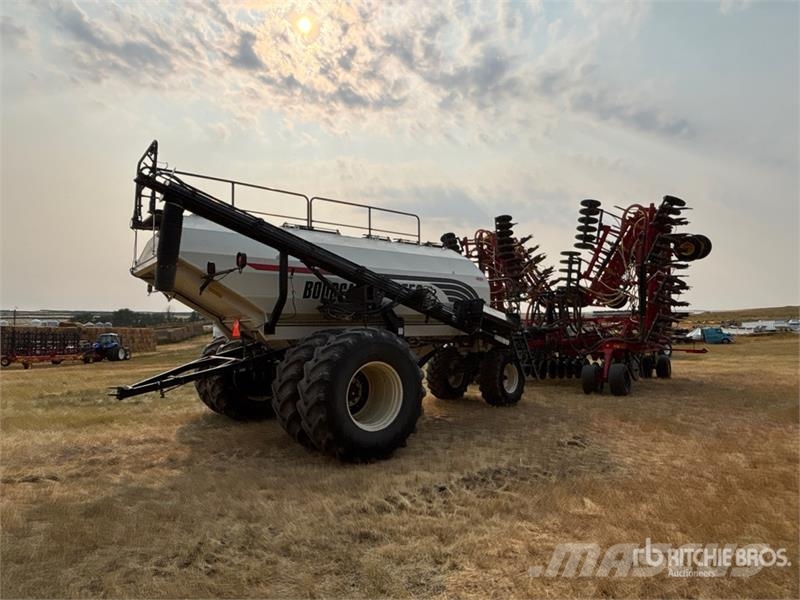 Bourgault 5810 62 ft Air Drill Sejačice