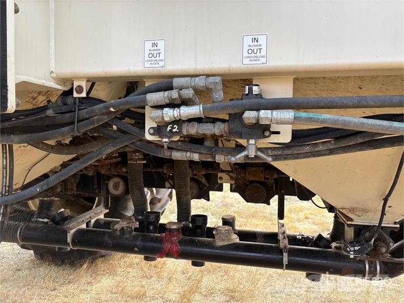 Bourgault 5810 62 ft Air Drill Sejačice