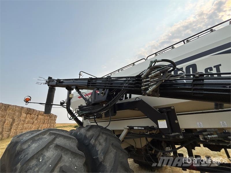 Bourgault 5810 62 ft Air Drill Sejačice